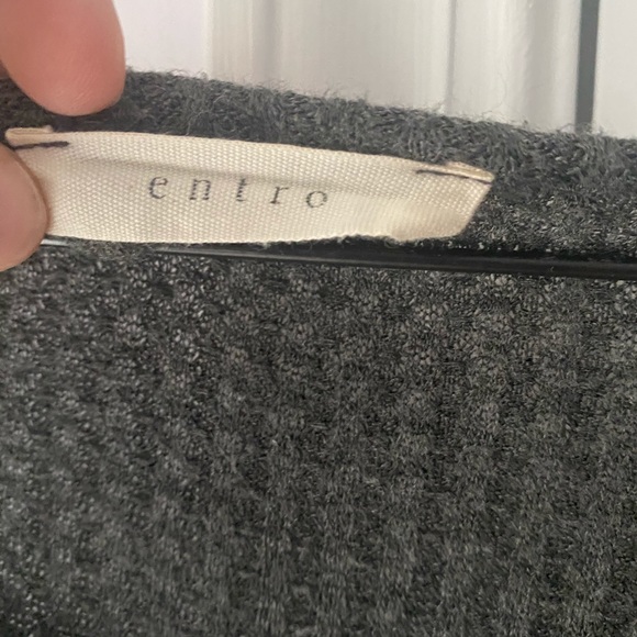 Women’s blouse with statement sleeves size L Entro - Picture 5 of 6